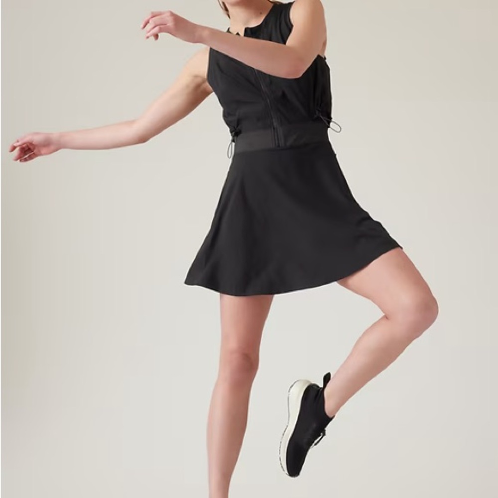 Athleta Black Venture Out Dress 10